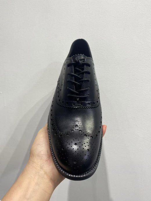 原单正品 Cole Haan男款休闲皮鞋
棕色，黑色
尺码40 40.5 41 41.5 42 42.5 43 43.5 44 44.5 45
无原盒 商品图8