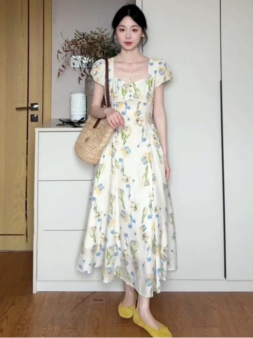 🔥🔥【AUChris郁金香法式方领连衣裙】💕家人们！🌟这条法式碎花裙我真的按头安利！ ☺️我宣布夏天氛围感密码被我挖到了‼️‼️ 商品图1