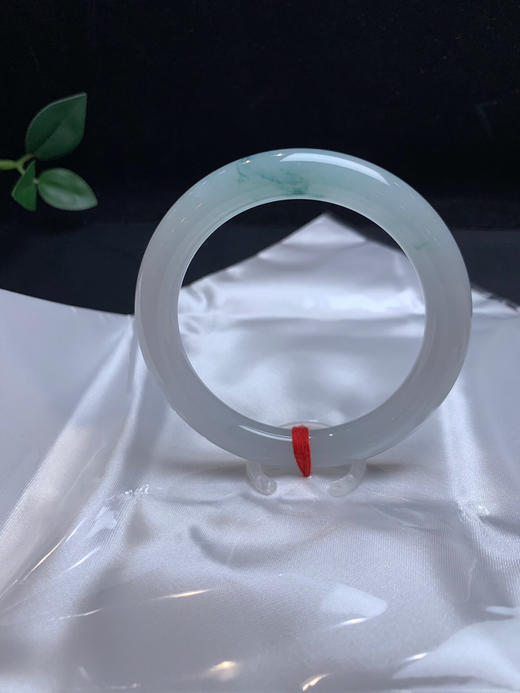 620538，55.5冰飘花圆条，种水好，底妆细腻干净 一截清新蓝花 商品图1