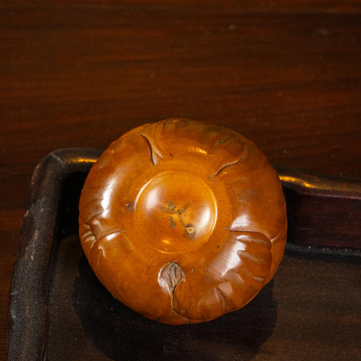 清	黄杨木雕莲瓣纹水盂 商品图4