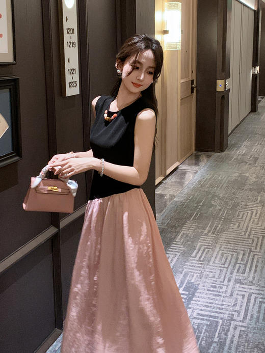 张心子【芋圆小酥】黑天鹅气质晚宴礼服拼接长裙连衣裙  U2507031 商品图10