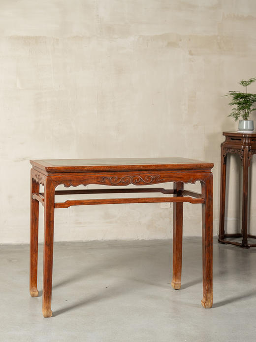 清	黄花梨镶绿石卷草纹罗锅枨马蹄腿半桌 商品图0