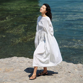绽放466朵/【黑白灰系列】高支匹马棉重工大裙摆长袖旅行连衣裙女
