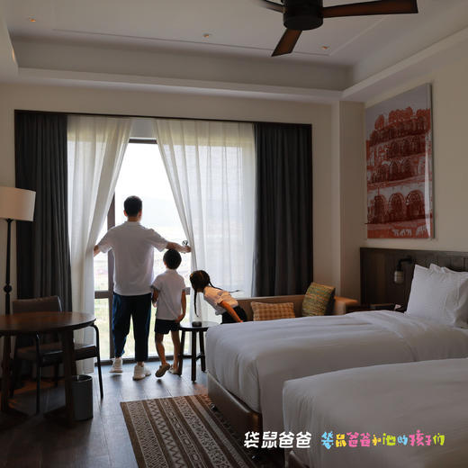 核销入住加赠大峡谷票，仅100张领完截止！25年9月复团【袋鼠爸爸延安行丨延安万达锦华酒店】紧邻方塔湖和红街，房间干净整洁可观湖景，距宝塔山、枣园革命旧址、鲁迅艺术馆旧址，杨家岭等景区10-30分钟到 商品图2