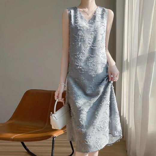 奥伊米夏季新款女约会穿搭气质柔美V领流苏剪花连衣裙长裙YTMA73 商品图2