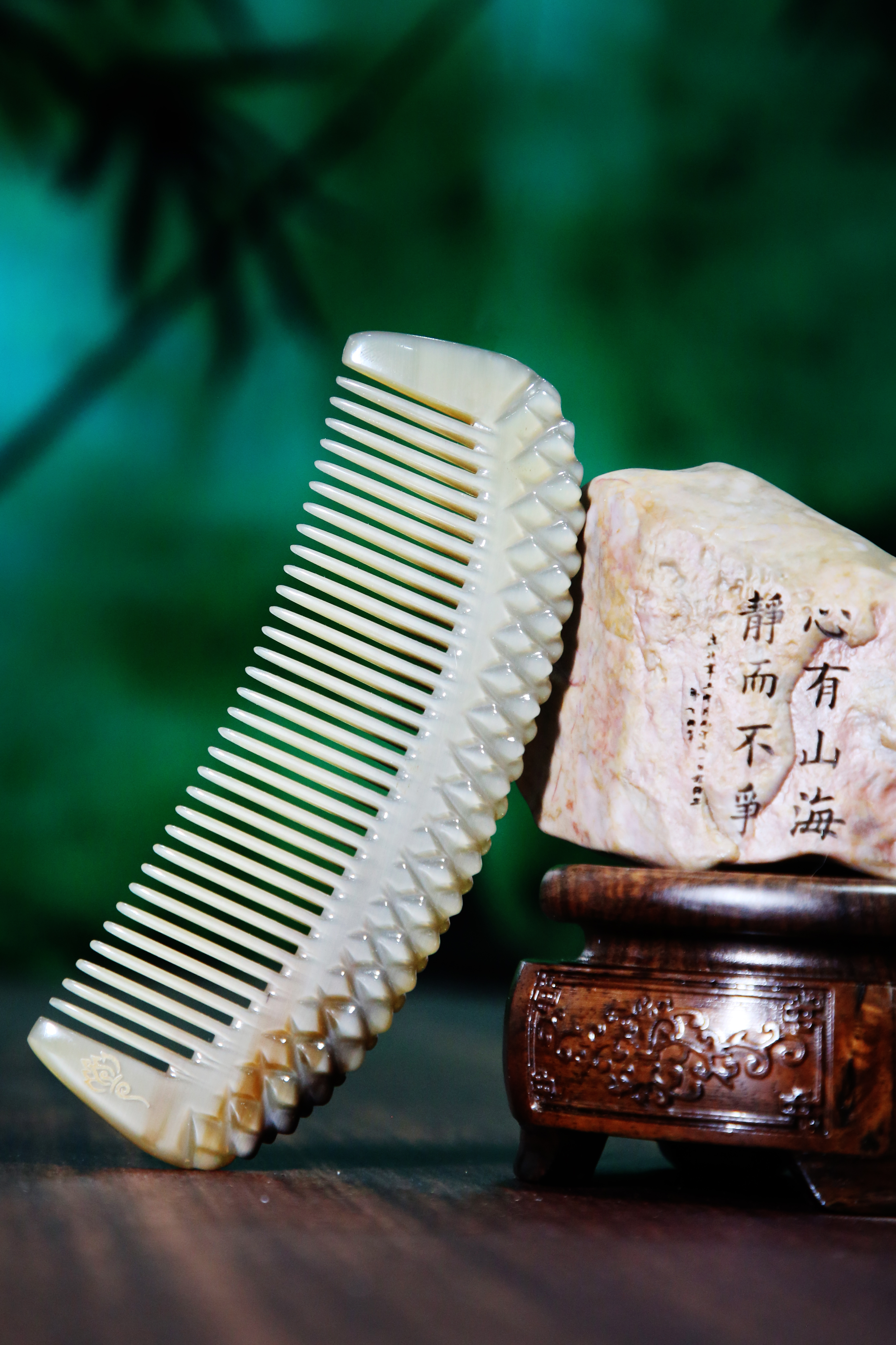 钻石月梳（14CM）