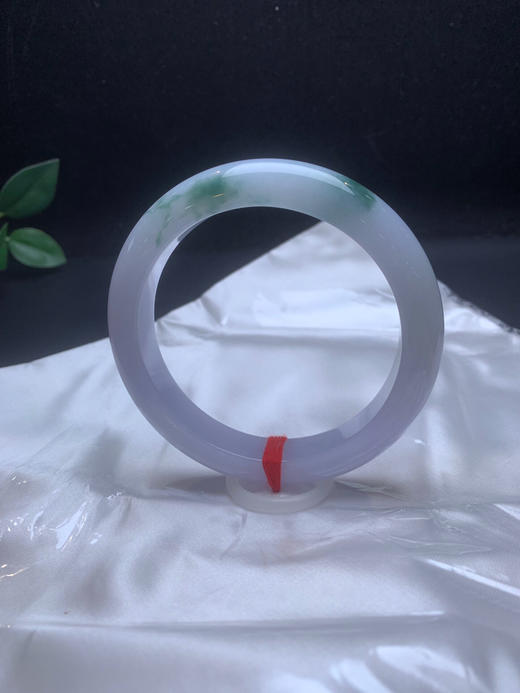 620550，62.5飘花手镯，一截蓝花。整体清新干净 商品图0