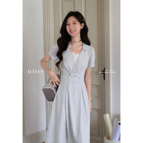 鹿向南「蓝调通勤」法式通勤气质女夏季收腰显瘦蓝色a字连衣裙