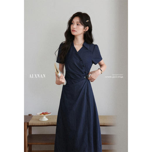 鹿向南[蔚蓝絮语]气质通勤polo领短袖连衣裙女夏季收腰藏蓝色长裙 商品图3