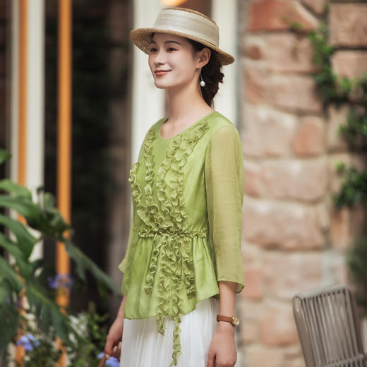 【林栖设计小店】【林栖推荐】（现货）2025夏季新品果绿色荷叶花边上衣女N1953181 商品图1