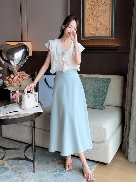 张心子【云舒云卷】V领轻薄飘逸荷叶边雪纺上衣 U2507004 商品图7