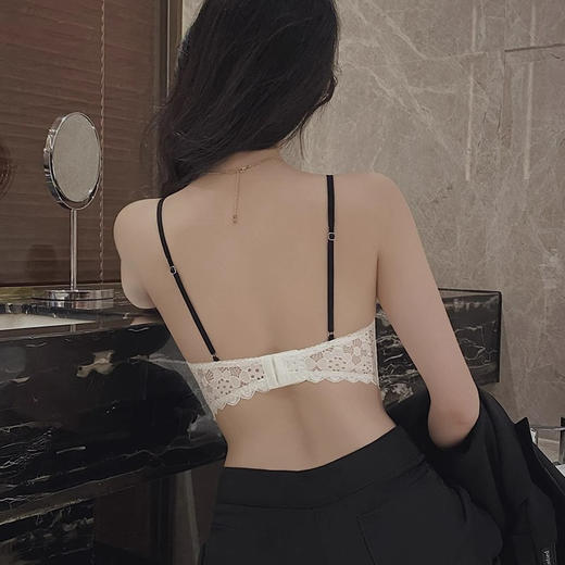 【五根软鱼骨，塑形无勒感！】法式超薄内衣女大胸显小胸 夏季薄款收副乳防下垂套装 细肩吊带文胸-QA 商品图3