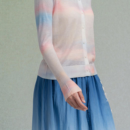 【林栖设计小店】油画衫轻氧薄绵羊毛衣渐变印花透气25早秋新款开衫外套女G1954106 商品图4