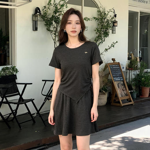 奢姿大码女装2025夏季减龄抽绳设计圆领两件套胖妹妹半松紧套装9952953530 商品图1