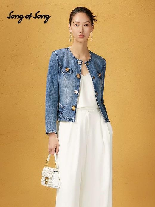 2楼歌中歌外套吊牌价3990 商品图1