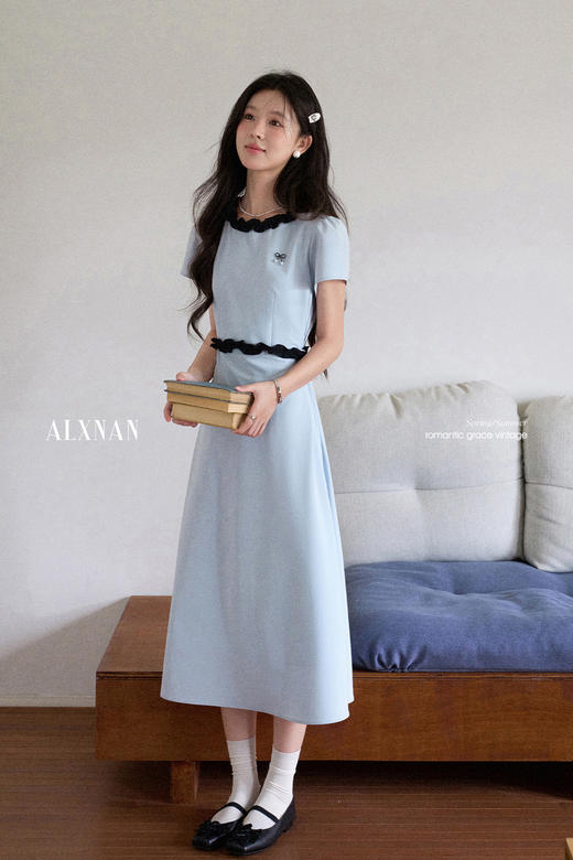 鹿向南「冰蓝岛语」法式短袖蓝色连衣裙女夏收腰气质漂亮长款裙子 商品图5