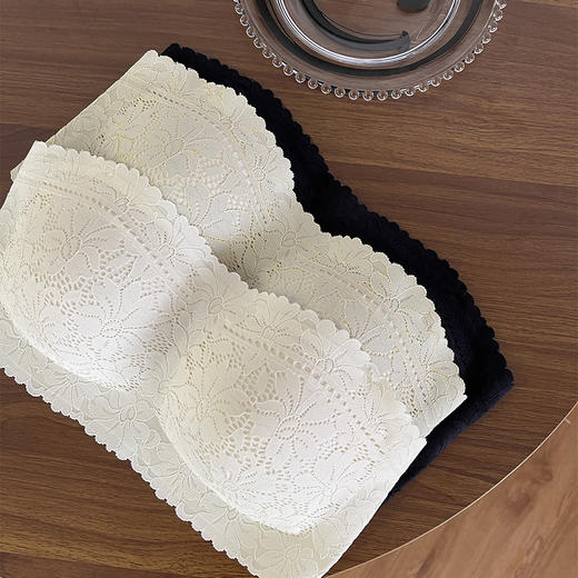 【纯欲花卉蕾丝小胸】抹胸无肩带内衣 固定杯防走光抗敏防滑文胸  商品图0