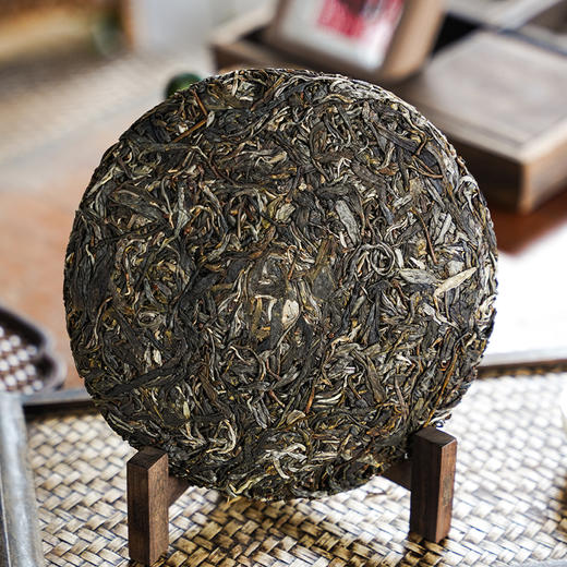 【四十年茶路】张大师40年制茶技艺精髓之作；汇聚58座名山头精华荟萃；2023年头春普洱茶357g饼茶【塔尖高奢茶】 商品图1