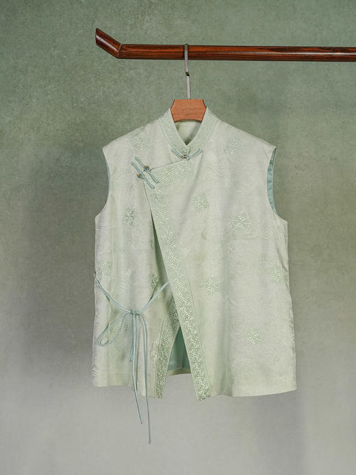 L251814-T马甲 商品图3