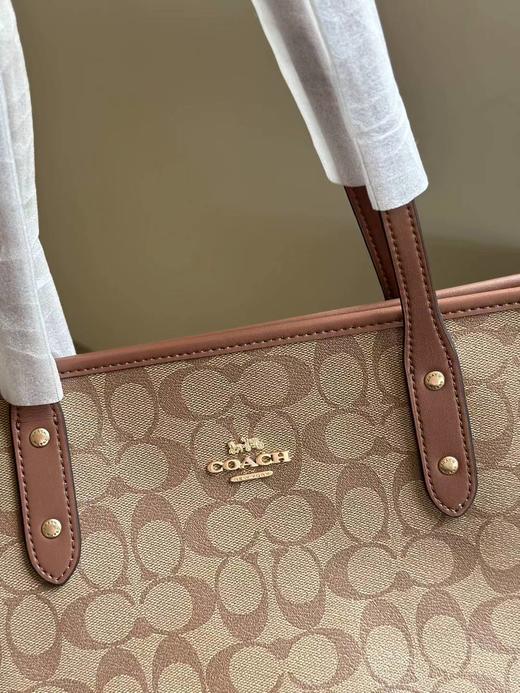 海外订单捡漏无盒蔻驰奥莱同步女士经典标志老花30托特包 商品图12