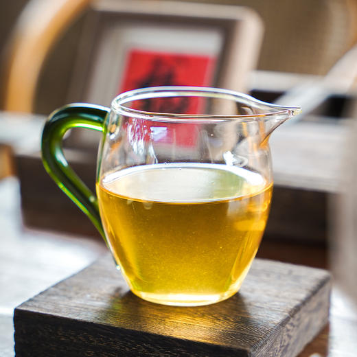 【四十年茶路】张大师40年制茶技艺精髓之作；汇聚58座名山头精华荟萃；2023年头春普洱茶357g饼茶【塔尖高奢茶】 商品图2