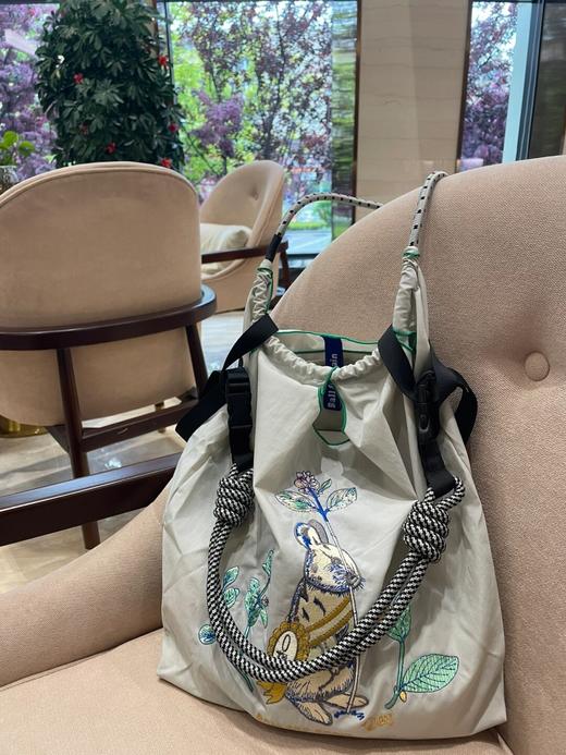 💥中号40×43×30cm （不送肩带）♥️去年卖了2万单🔥 日本🇯🇵 出游野餐必备，🌸几乎0售后【高圆圆同款ball chain日系购物袋】🎊每个颜色画风都充满少女感 商品图1