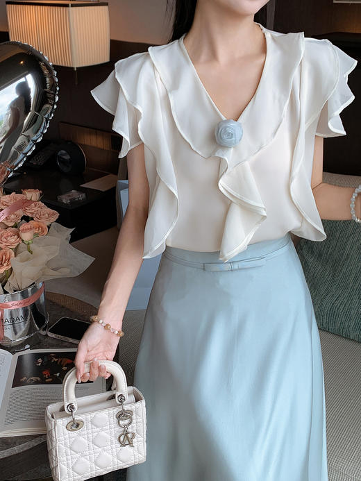 张心子【云舒云卷】V领轻薄飘逸荷叶边雪纺上衣 U2507004 商品图8