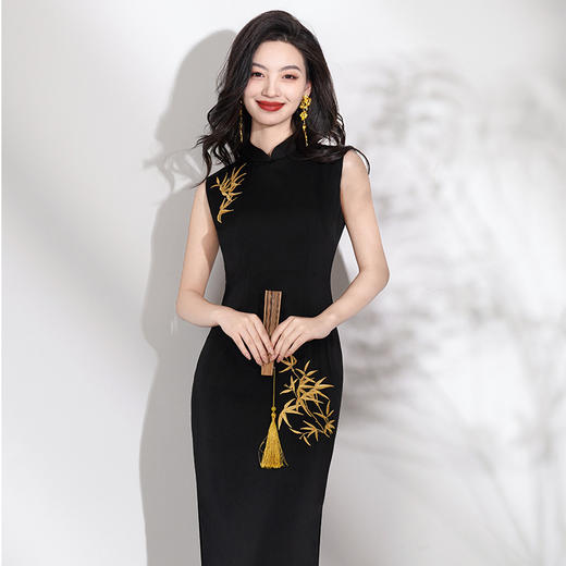 黑色无袖旗袍，改良国风刺绣修身高级感LSB3454 商品图1