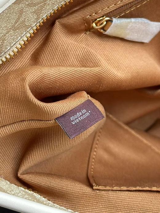 海外订单捡漏无盒蔻驰奥莱同步女士经典标志老花30托特包 商品图14