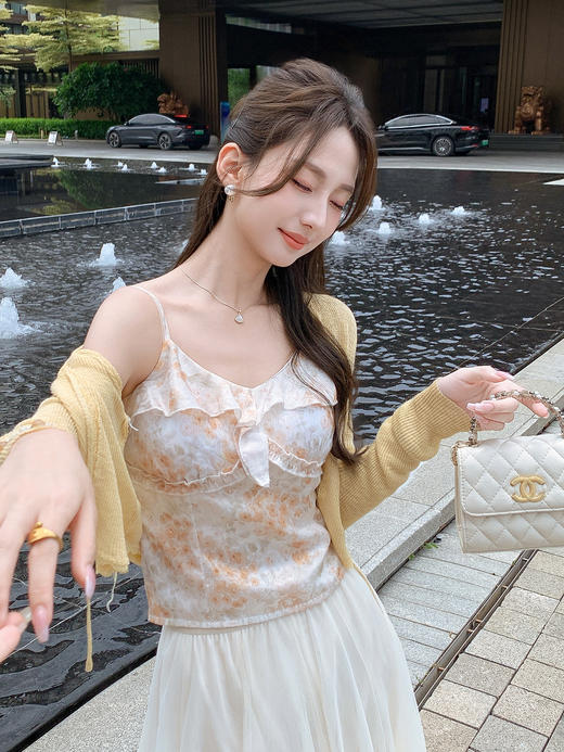 张心子【奶油糖霜】小清新减龄气质开衫吊带背心两件套 U2507012 商品图1