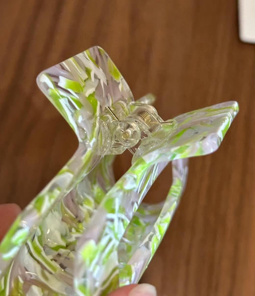纯原lulu超大醋酸发夹鲨鱼夹071904 商品图7
