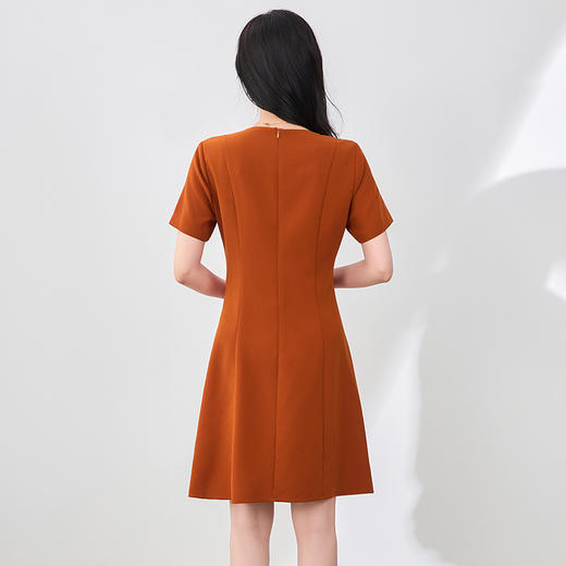 「高货wl」全新升级【铂金会员339/天猫459/差价120】(93112)洛诗琳法式气质收腰压褶连衣裙2025夏季重工钉钻轻奢A字裙 商品图2