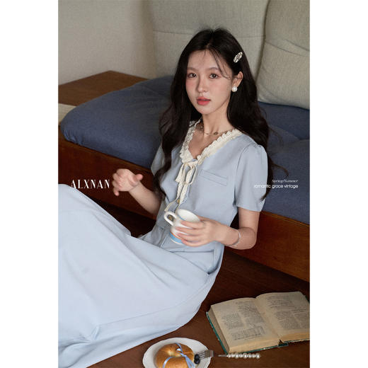 鹿向南「冰蓝诗语」法式气质短袖连衣裙女夏季假两件显瘦蓝色长裙 商品图3