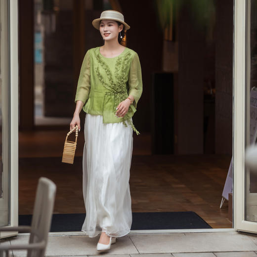 【林栖设计小店】【林栖推荐】（现货）2025夏季新品果绿色荷叶花边上衣女N1953181 商品图3