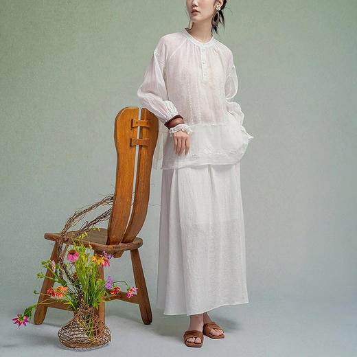 【林栖设计小店】苎麻衬衣绣花轻薄透气宽松显瘦2025早秋新款花边上衣女F1953215 商品图1