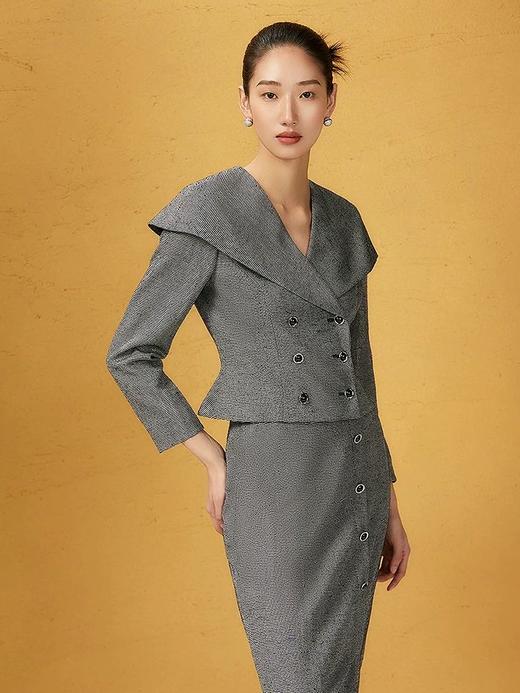 2楼歌中歌外套吊牌价4190 商品图2