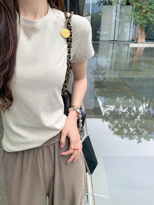 <曾小咸推荐>现货秒杀！卖完不补 ！微信打折价！【经典不过时】4色正肩短袖 日常115/件 立减75.01 秒杀39.99/件！！ 商品图14