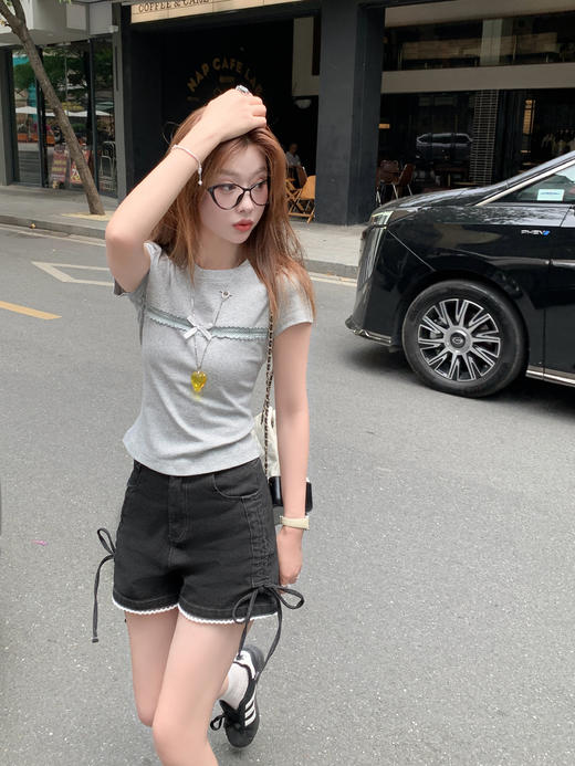 【149元任选2件】现货秒杀！卖完不补 ！微信打折价！2色抽绳牛仔短裤 商品图12