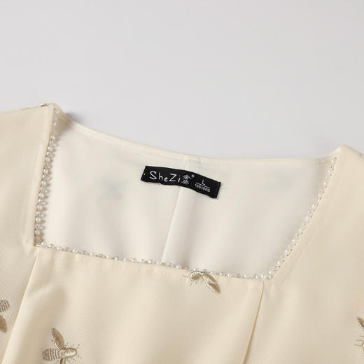 【清仓超15天不保价】大码女装2025夏季时尚减龄方领连衣裙胖妹妹气质刺绣设计裙子9952853511【1】 商品图4