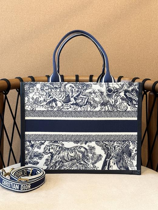 BT133-迪奥托特包中号旧蓝虎皮（BT*MM）7.22直播款 商品图3