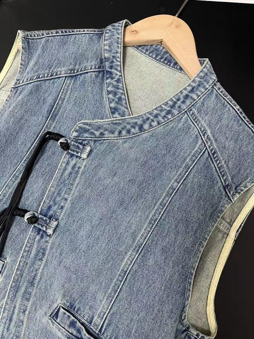 【时装系列】ME TOWN'S 3007（春夏秋皆可穿）盘扣牛仔马甲M1-4-喜出 商品图4