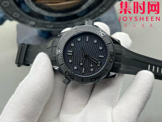 墨黑海马 桀骜登场 欧米茄VS新品海马300系列 陶瓷海马 男士机械腕表 商品图3