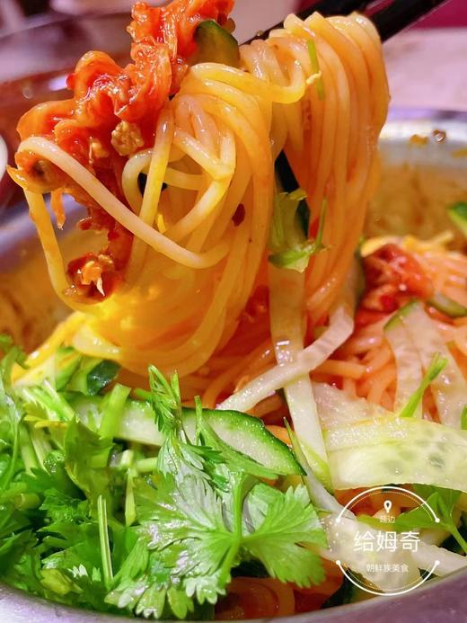 【玉米面条】纯纯的粗粮，优质的主食。纯天然、纯玉米制成的玉米面条🍜，是减脂期小伙伴们可选择的非常优质的碳水来源 商品图6