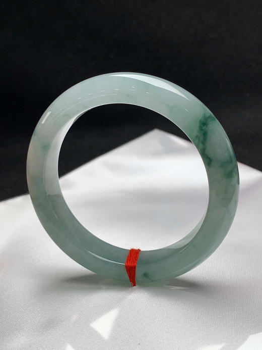 620564，56圈口，糯化飘花正圈平安镯，蓝底飘蓝花，种老水足 商品图3