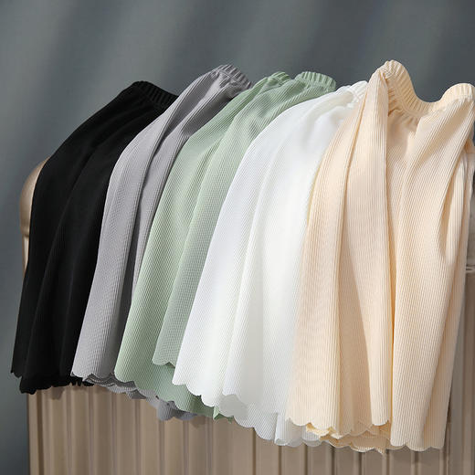 买一送一安全裤女防走光夏季薄款可外穿不卷边冰丝打底短裤白色保险裤 商品图0