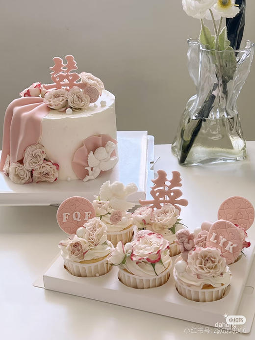 订婚宴套餐（6寸主蛋糕+6个纸杯蛋糕） 商品图0