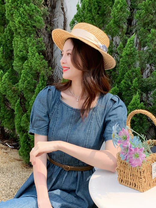 【百图lulu定制】【法式画报连衣裙】【赠腰带】法式 泡泡袖  方领牛仔 收腰连衣裙 商品图3