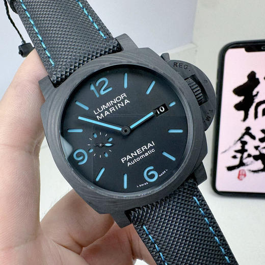 VS沛na海PAM01661，2020全新庐米诺系列碳纤维腕表44mm，碳纤维表壳，PAM1661，沛纳海，男士腕表，树脂纤维布表带，自动机械机芯，密底 基于正品original原本开模的Copy版本 商品图2