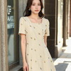 【清仓超15天不保价】大码女装2025夏季时尚减龄方领连衣裙胖妹妹气质刺绣设计裙子9952853511【1】 商品缩略图3