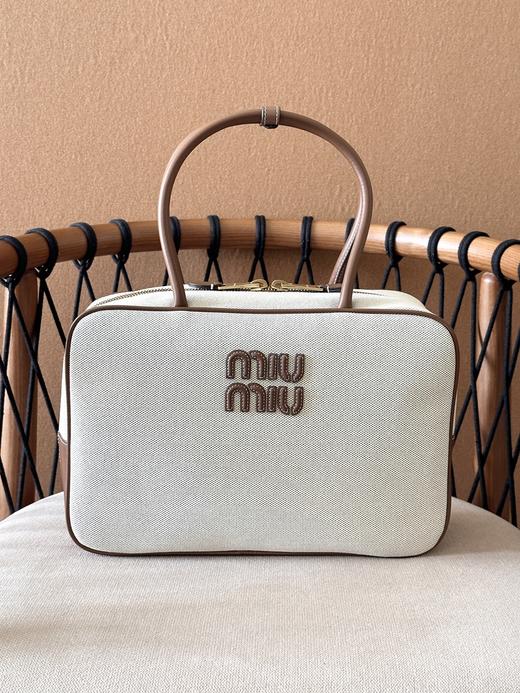 BT92-MIU MIU缪缪 刻字徽标拉链开合 帆布拼皮革 单肩手提包 （BT*ZJ）7.22直播款 商品图0